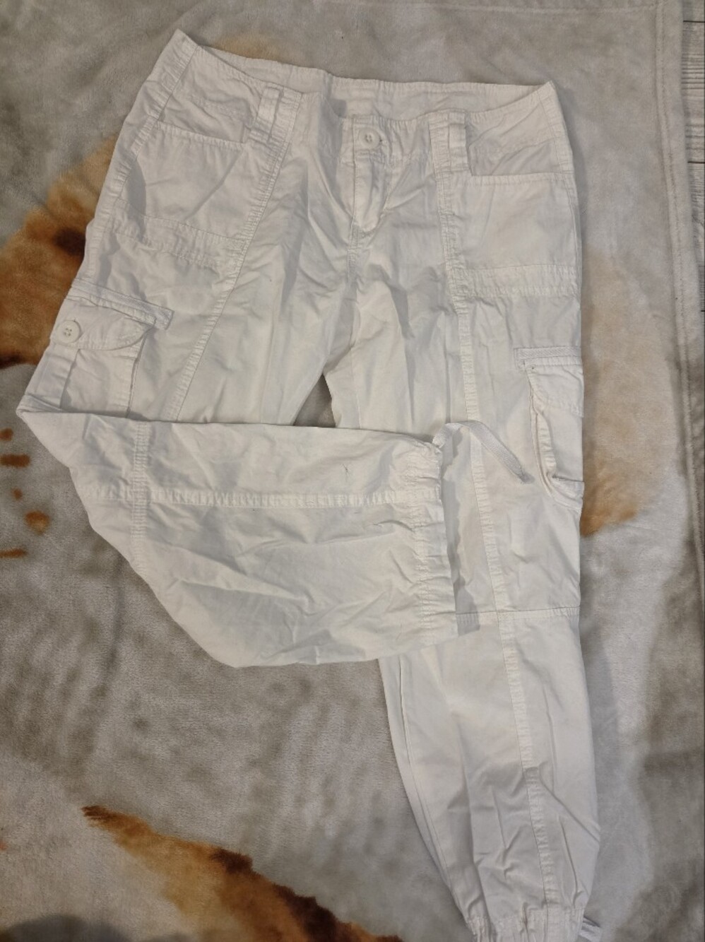 MKK Couture White Cropped Pants With Ankle Ties